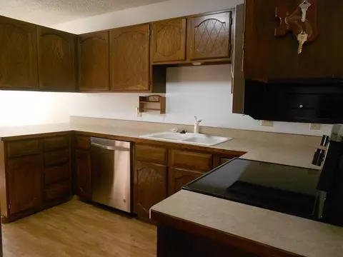 3003 Manitoba, Bismarck, ND 58503 photo 4