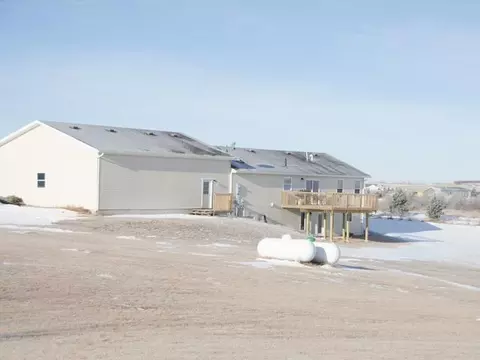 2583 Jonathan Dr N, Mandan, ND 58554 photo 6