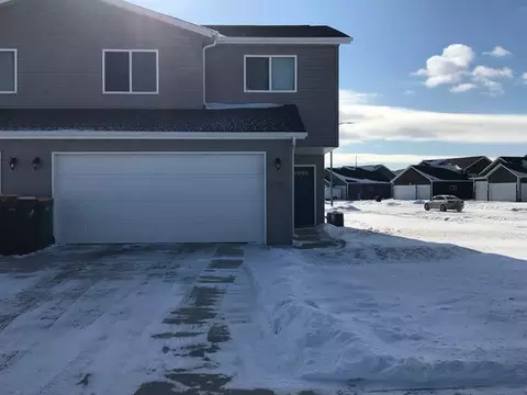 305 Freiburg, Bismarck, ND 58504 photo 1
