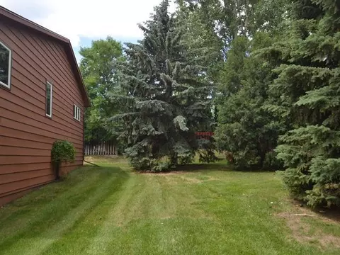313 Brandon Dr E, Bismarck, ND 58503 photo 27