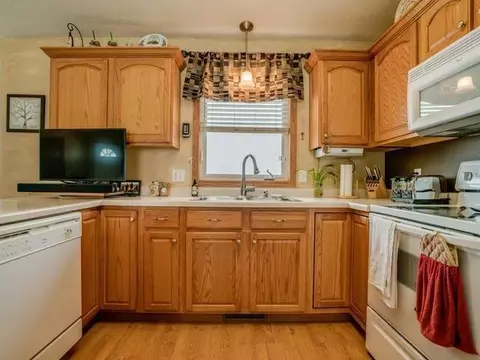 7312 Alpine Ln, Bismarck, ND 58503 photo 7