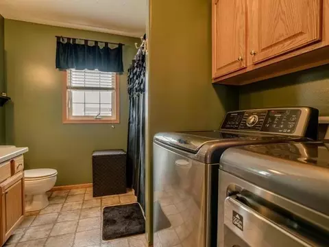 7312 Alpine Ln, Bismarck, ND 58503 photo 14
