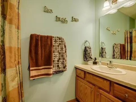 7312 Alpine Ln, Bismarck, ND 58503 photo 11