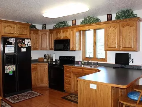 3414 Silver Fox, Bismarck, ND 58503 photo 2