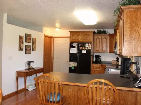 3414 Silver Fox, Bismarck, ND 58503 photo 4