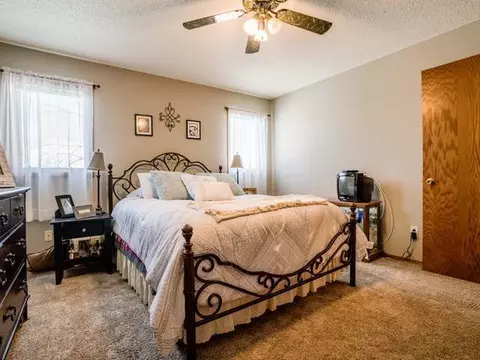 222 Stuttgart Dr, Bismarck, ND 58504 photo 24