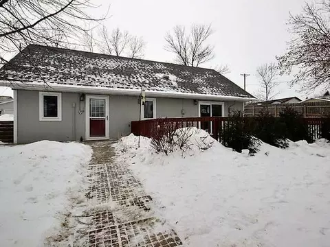 1616 12 Ave SE, Mandan, ND 58554 photo 16