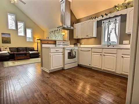 1616 12 Ave SE, Mandan, ND 58554 photo 4