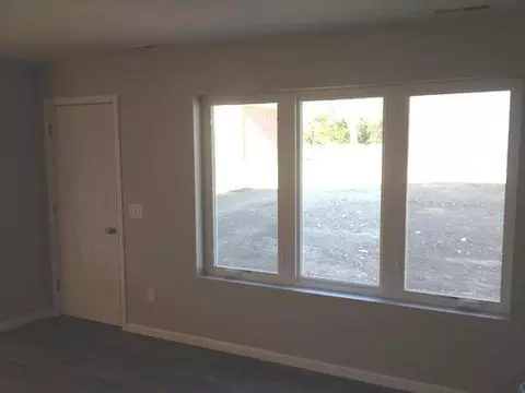 4118 Huron Dr, Bismarck, ND 58503 photo 6