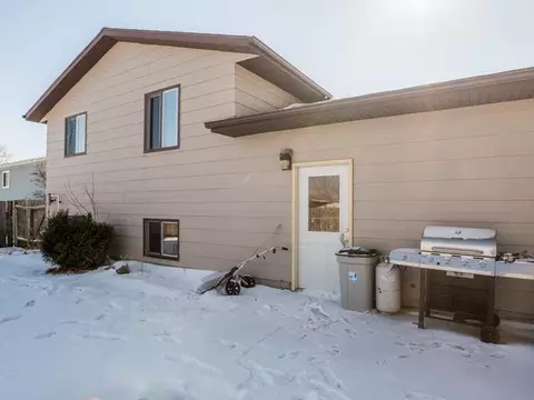 80 Custer Dr, Lincoln, ND 58504 photo 29
