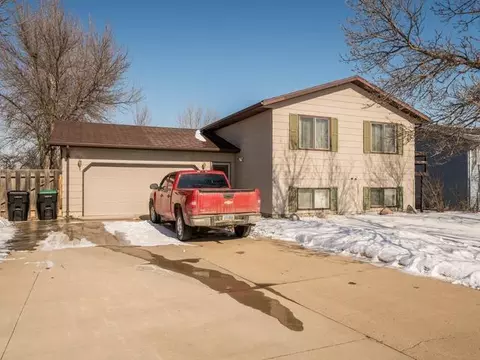 80 Custer Dr, Lincoln, ND 58504 photo 24