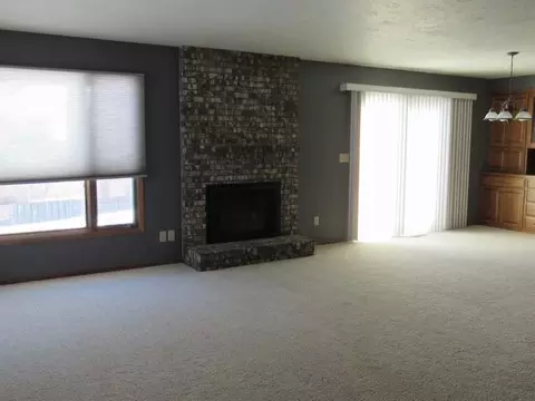 2515 Boulevard Ave E, Bismarck, ND 58501 photo 3