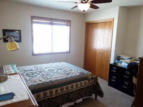 7455 Brook Loop, Bismarck, ND 58503 photo 11
