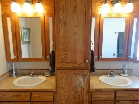 7455 Brook Loop, Bismarck, ND 58503 photo 10