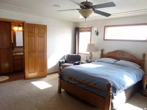 7455 Brook Loop, Bismarck, ND 58503 photo 8