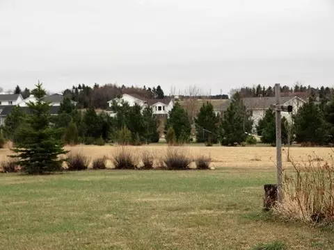 7455 Brook Loop, Bismarck, ND 58503 photo 35