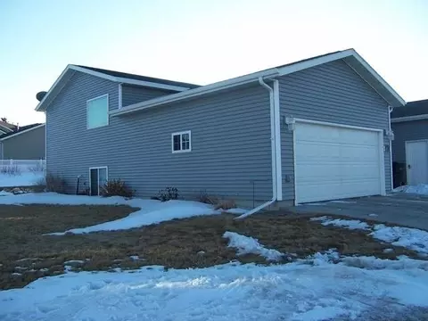 147 Lorrain Dr, Bismarck, ND 58503 photo 15