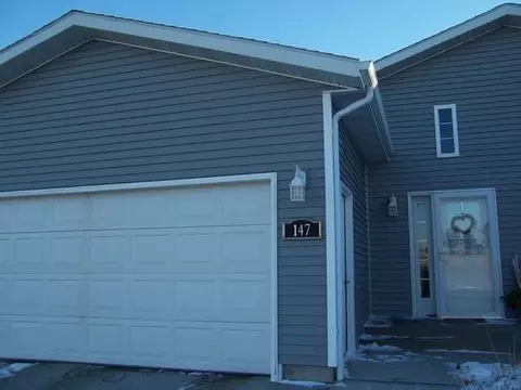 147 Lorrain Dr, Bismarck, ND 58503 photo 11