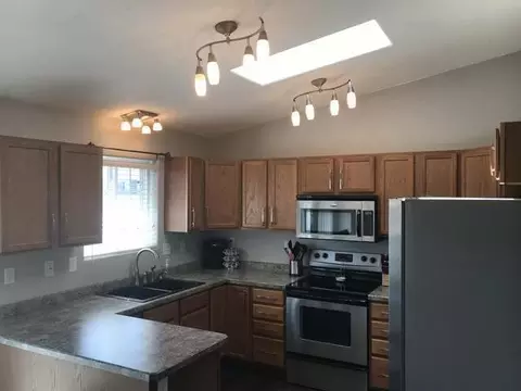 147 Lorrain Dr, Bismarck, ND 58503 photo 4