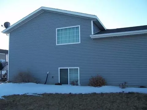 147 Lorrain Dr, Bismarck, ND 58503 photo 12