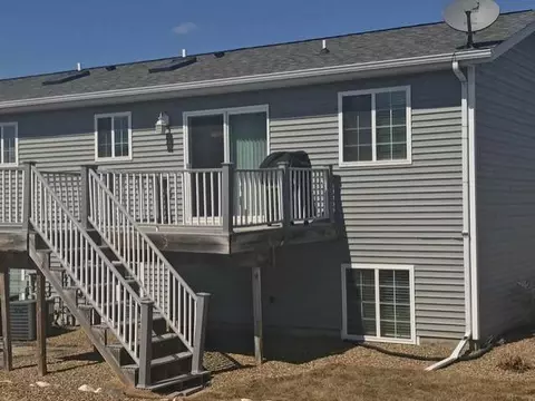 147 Lorrain Dr, Bismarck, ND 58503 photo 25