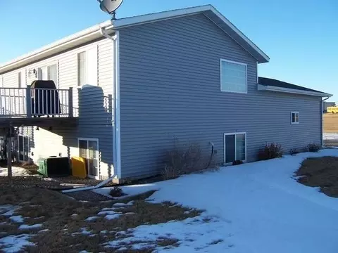 147 Lorrain Dr, Bismarck, ND 58503 photo 13