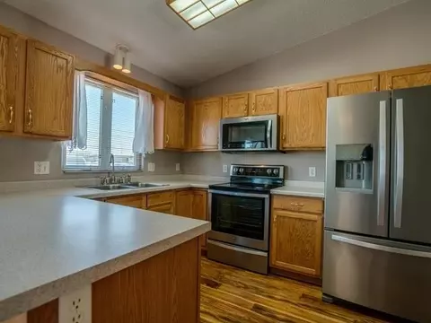 4500 40th Ave NW, Mandan, ND 58554 photo 4