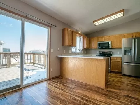4500 40th Ave NW, Mandan, ND 58554 photo 2
