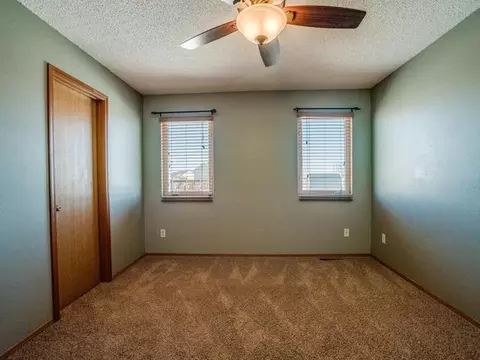 4500 40th Ave NW, Mandan, ND 58554 photo 12