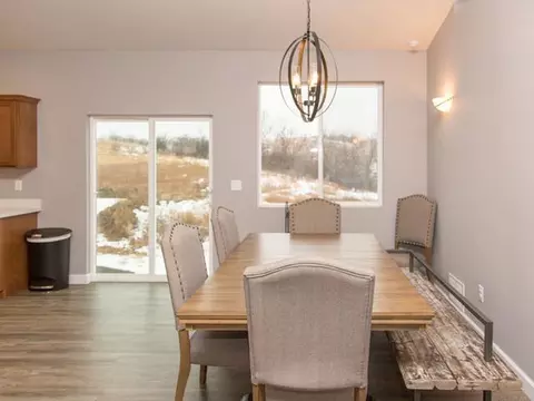 2401 Macedonia Ave SE, Mandan, ND 58554 photo 8