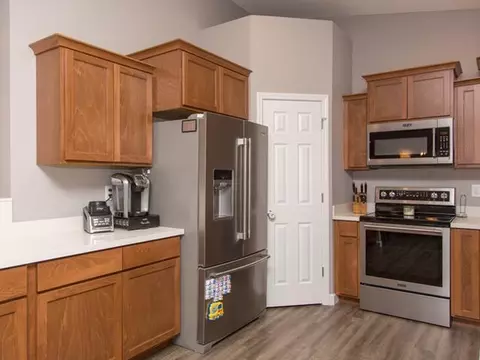 2401 Macedonia Ave SE, Mandan, ND 58554 photo 13