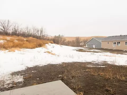 2401 Macedonia Ave SE, Mandan, ND 58554 photo 36