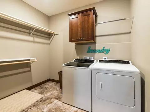 5125 Cornice Dr, Bismarck, ND 58503 photo 15