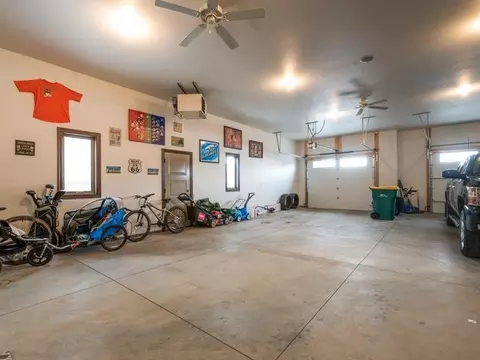 5125 Cornice Dr, Bismarck, ND 58503 photo 21