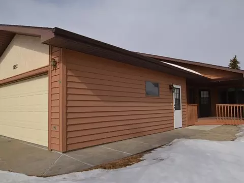 1952 Capitol Ave E, Bismarck, ND 58501 photo 2