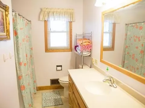 412 Meadow Ln, Bismarck, ND 58504 photo 13