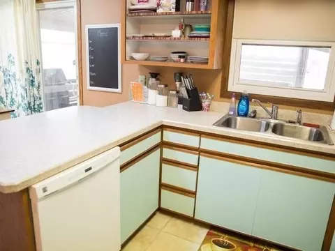 412 Meadow Ln, Bismarck, ND 58504 photo 9