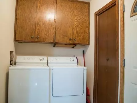 412 Meadow Ln, Bismarck, ND 58504 photo 10