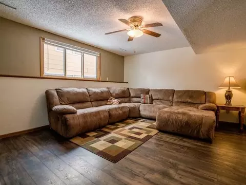 806 4th Ave NE, Mandan, ND 58554 photo 26