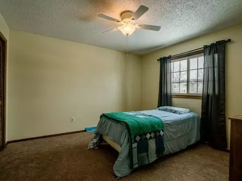 806 4th Ave NE, Mandan, ND 58554 photo 15