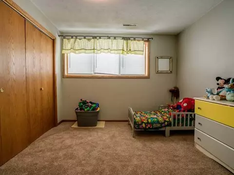 806 4th Ave NE, Mandan, ND 58554 photo 24