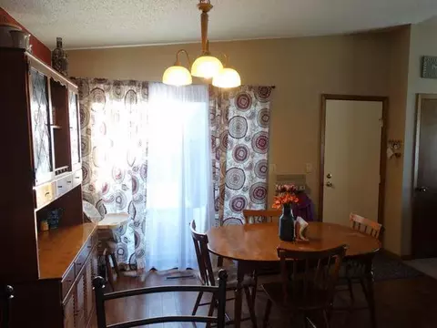 106 Wachter Ave E, Bismarck, ND 58504 photo 6