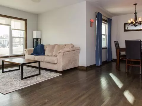 208 Division St NW, Mandan, ND 58554 photo 5
