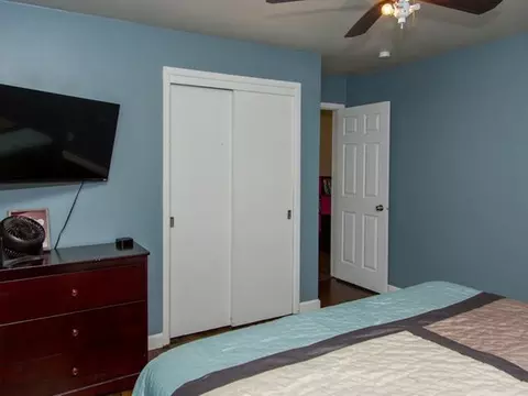 208 Division St NW, Mandan, ND 58554 photo 17