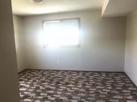 720 8th Ave NE, Mandan, ND 58554 photo 21
