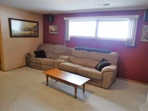 1220 E Coulee Rd, Bismarck, ND 58501 photo 26
