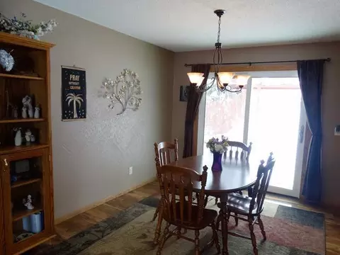 1220 E Coulee Rd, Bismarck, ND 58501 photo 10