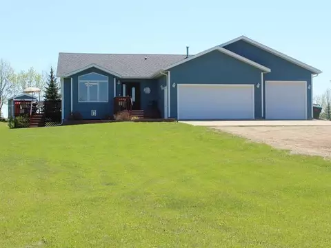 4013 Cedar Pl, Bismarck, ND 58503 photo 1