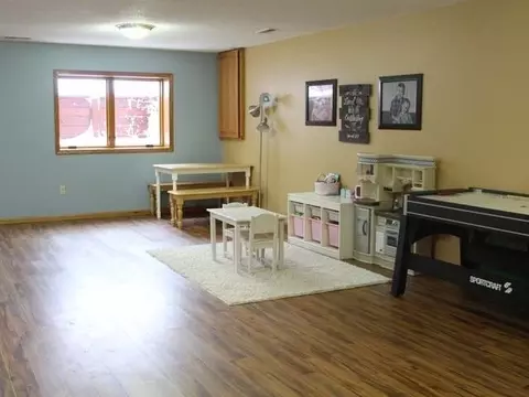 4013 Cedar Pl, Bismarck, ND 58503 photo 9