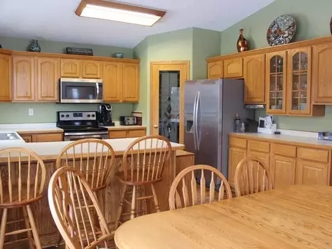 4013 Cedar Pl, Bismarck, ND 58503 photo 4
